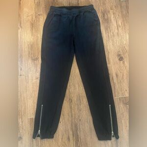 N. Philanthropy black joggers size S zip ankle